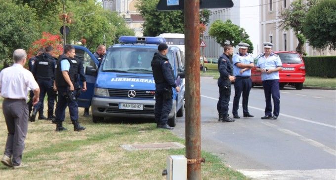 Măsuri suplimentare de ordine şi STRĂZI ÎNCHISE. Jandarmeria, pe baricade de sărbători