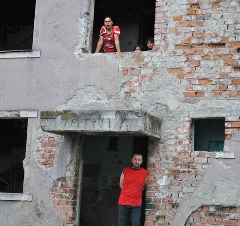 Comercianţi de DOMICILII fac ce VOR în Satu Mare. EXISTĂ adrese la care locuiesc ZECI de PERSOANE