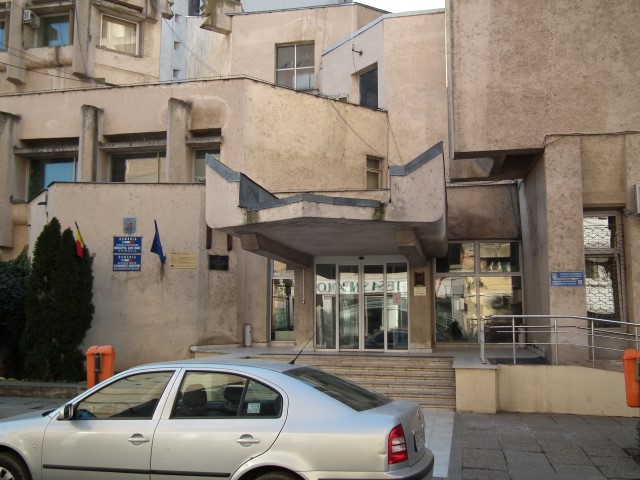 FUG specialiștii din PRIMĂRIA Satu Mare. De ce GOLESC birourile