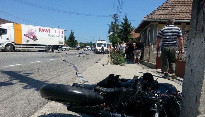 Motociclist RĂNIT GRAV în ODOREU.  Medicii au ACORDAT ore întregi de ÎNGRIJIRI medicale