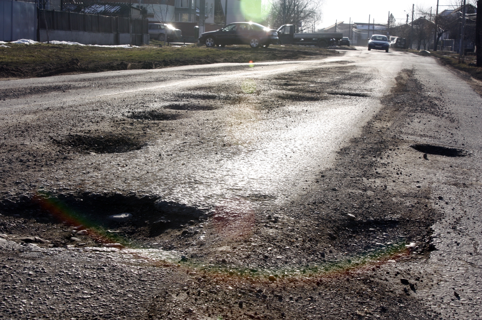 A început ASFALTAREA celui mai PROST drum din județul Satu Mare. ZECE milioane de EURO în lucrări (FOTO&VIDEO)