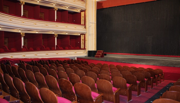 Spectacolul INAUGURAL al Teatrului de Nord se joacă cu casa ÎNCHISĂ. Biletele deja s-au EPUIZAT