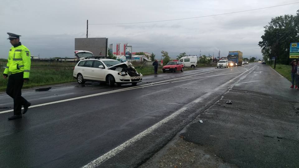 Accident rutier GRAV la ieșire din municipiul Satu Mare. O persoană a ajuns la URGENȚE