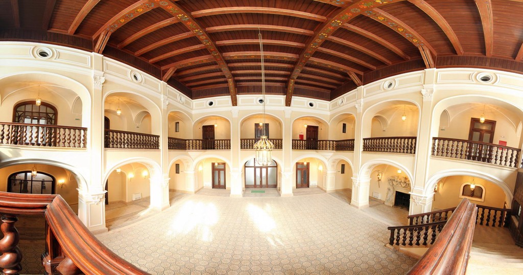 Nunți și chefuri de vis în Castelul din Carei. Cât costă o astfel de distracție