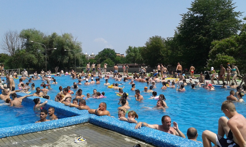 Ștrandul din Satu Mare se deschide de 1 iunie. Prețurile, ca și anul trecut