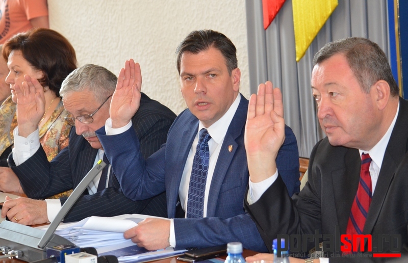 ANCHETĂ. Prefectura, prinsă cu mâța-n sac. A avizat favorabil hotărâri ilegale