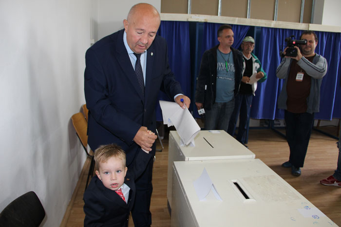 Primarul Dorel Coica a VOTAT. A dat primele PRONOSTICURI. Pe ce MIZEAZĂ