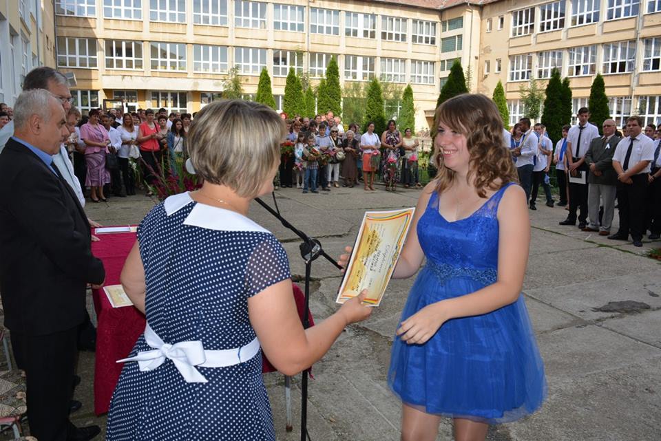 Ultim sunat la Liceul Tehnolog Simion Bărnuţiu din Carei, MODEL în România