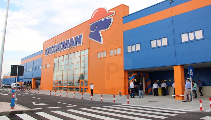 Dedeman, amendă ENORMĂ din partea Consiliului Concurenţei. Ce i se IMPUTĂ