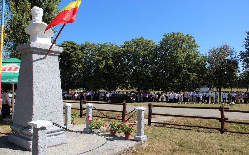 Avram Iancu, OMAGIAT de sute de persoane la Ianculești. Autoritățile s-au ANGAJAT să dezvolte satul (FOTOGALERIE)