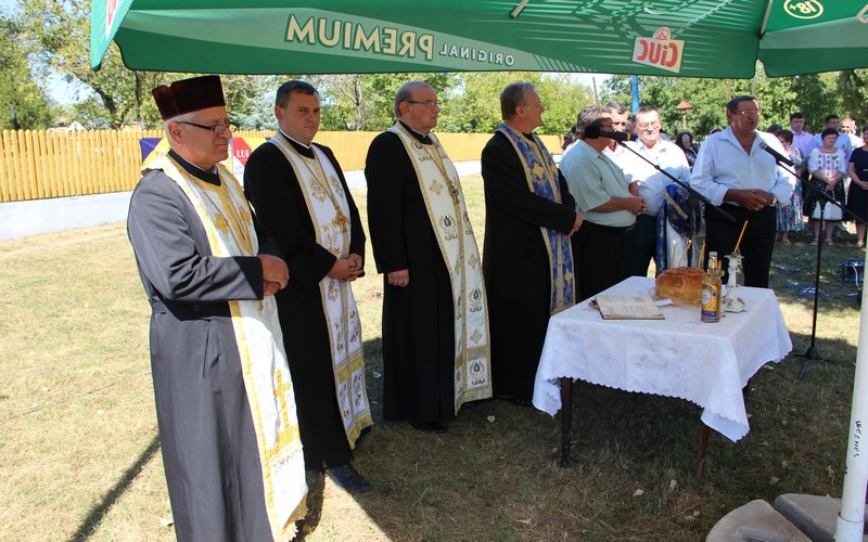 Preot ortodox, despre primarul Careiului: ”Să vină ungurul să-și ia capela, să o îngrădească”