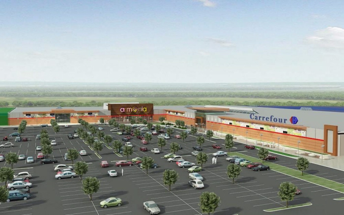 Mall-ul abandonat, de pe B-dul Lucian Blaga, se transformă în complex comercial