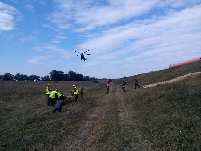 Exercițiu MILITAR de amploare cu ELICOPTERE, tehnică militară și SUTE de soldați în Satu Mare (FOTOGALERIE)