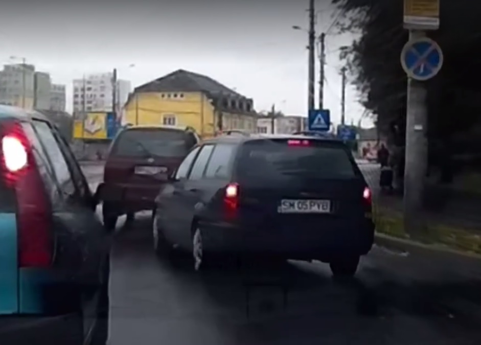 PATRU posibile accidente EVITATE în ultimul moment în municipiul Satu Mare (FOTO&VIDEO)