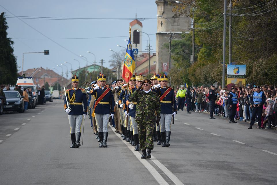 Câștigătorii concursului de creaţie poetică şi desene pentru elevii din Carei