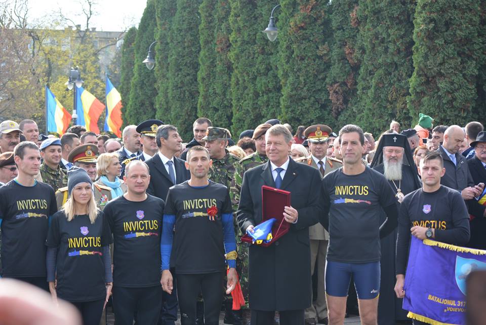 Ziua Armatei, sărbătorită cu mare fast în municipiul Carei! Președintele Klaus Iohannis, prezent la eveniment (FOTO)