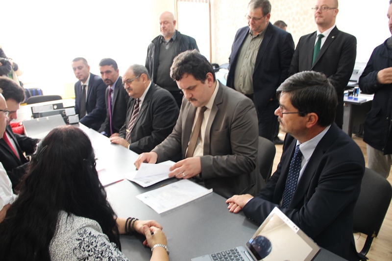 Parlamentarii UDMR de Satu Mare ar vota moțiunea anti-PNL, inițiativă a PSD