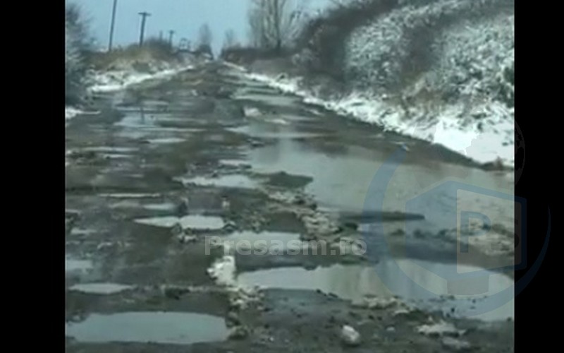 EXPERIMENT. 15 km din cel mai CATASTROFAL drum, parcurși în circa DOUĂ ore! (VIDEO)