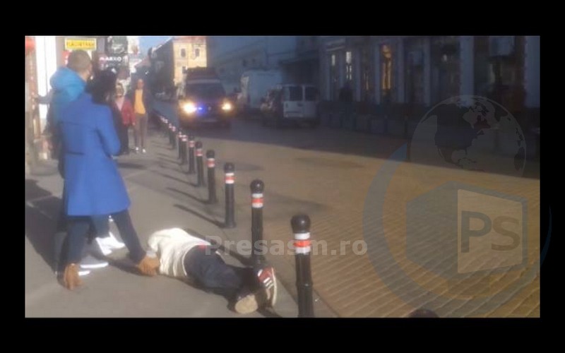RUȘINOS! Nicio instituție nu s-a SESIZAT în cazul bărbatului AGRESAT în centrul Sătmarului