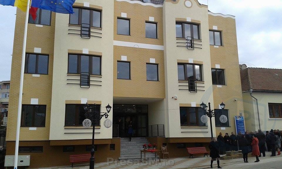 Sondaj de amploare la Tășnad. În ce direcție doriți să meargă orașul?!