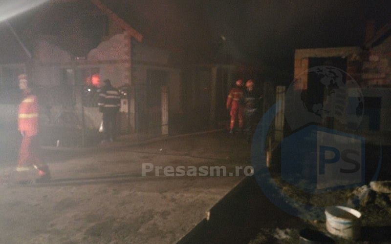 Ce PROSTIE! I-a luat casa foc de la ARTIFICIILE folosite de REVELION