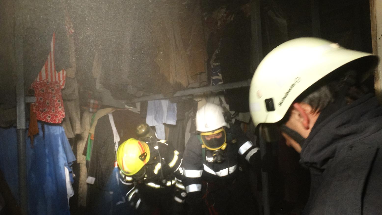 Incendiu într-un BLOC din Carei. La un pas de o mare tragedie