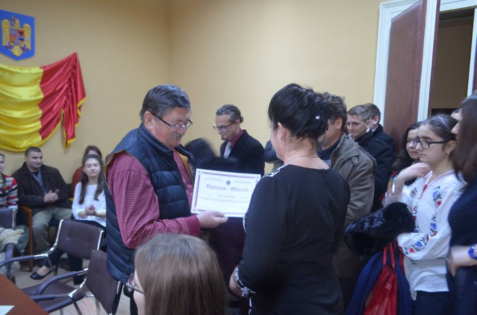 Elevii cu rezultate deosebite la olimpiade, premiați de Primăria Carei