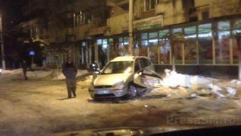 FOTO. Accident rutier în Negrești-Oaș. Trei tineri au fost răniți