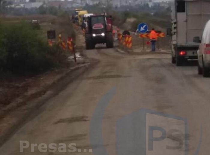 Aici sunt banii publici! ”Modernizarea” drumurilor județene, direct cu GROPI (FOTO&VIDEO)