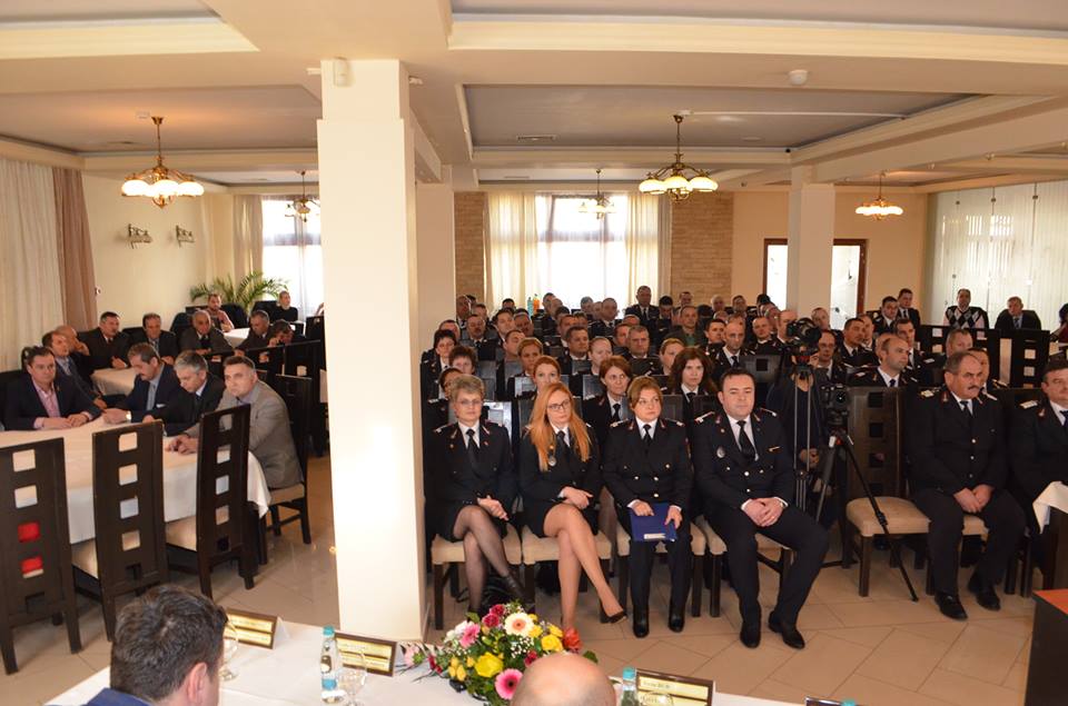 Sute de vieți salvate de pompieri în Satu Mare. La mulți ani! (FOTOGALERIE)