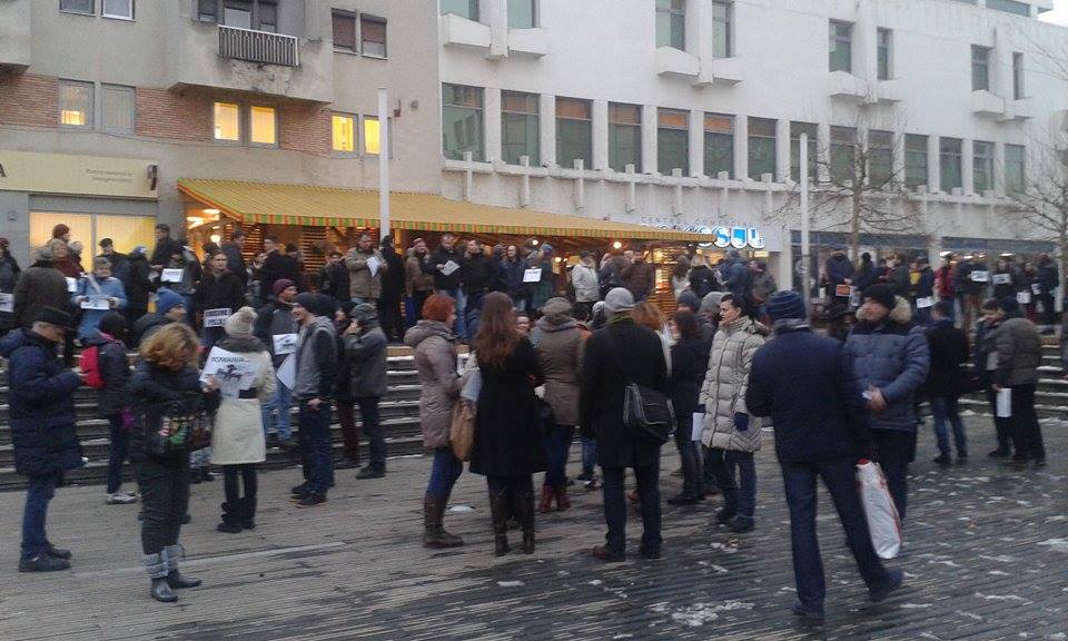 ATITUDINE civică! Tot mai mulți sătmăreni la protestele din centru (FOTO&VIDEO)