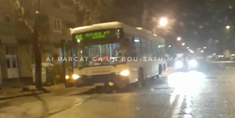 Fenomenal! Un șofer de la Transurban a lăsat autobuzul în mijlocul drumului (FOTO)
