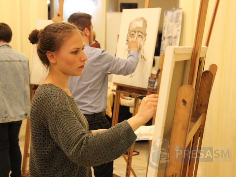 ROTARACT: Artiștii strâng bani pentru a ajuta un tânăr elev extrem de talentat