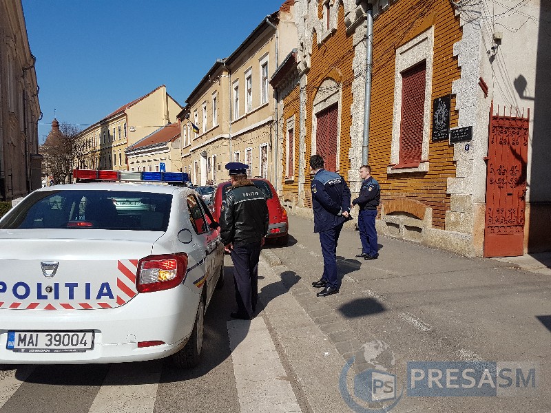 Femeie bătută și tâlhărită în plină zi în municipiul Satu Mare. Trei indivizi arestați