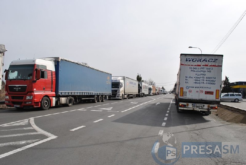 Cod portocaliu. Camioanele au INTERZIS în județul Satu Mare