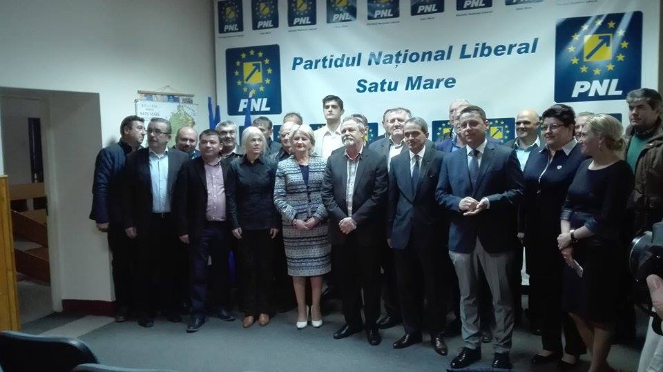 Luptă acerbă pentru șefia PNL Satu Mare. Viceprimarul Adrian Albu este cel de-al doilea candidat