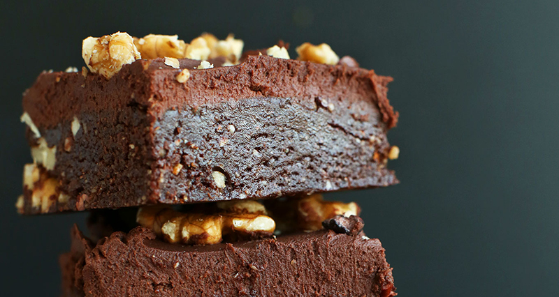 Seară raw vegană la Shambala Tea&Book. Trei deserturi plus un ceai din partea casei