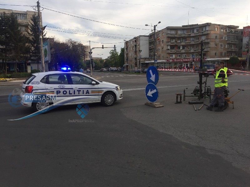 FOTOGALERIE. Încep lucrările la sensul giratoriu la baza Podului Golescu, pe Drumul Careiului