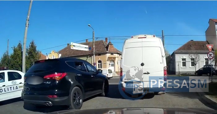 VIDEO. Dovadă clară! Poliția nu amendează șmecherii cu bolizi în Satu Mare