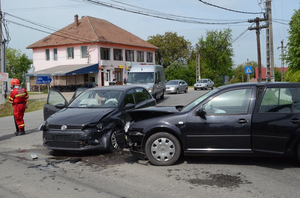 FOTO&VIDEO. Accident grav provocat de un sătmărean. Două victime