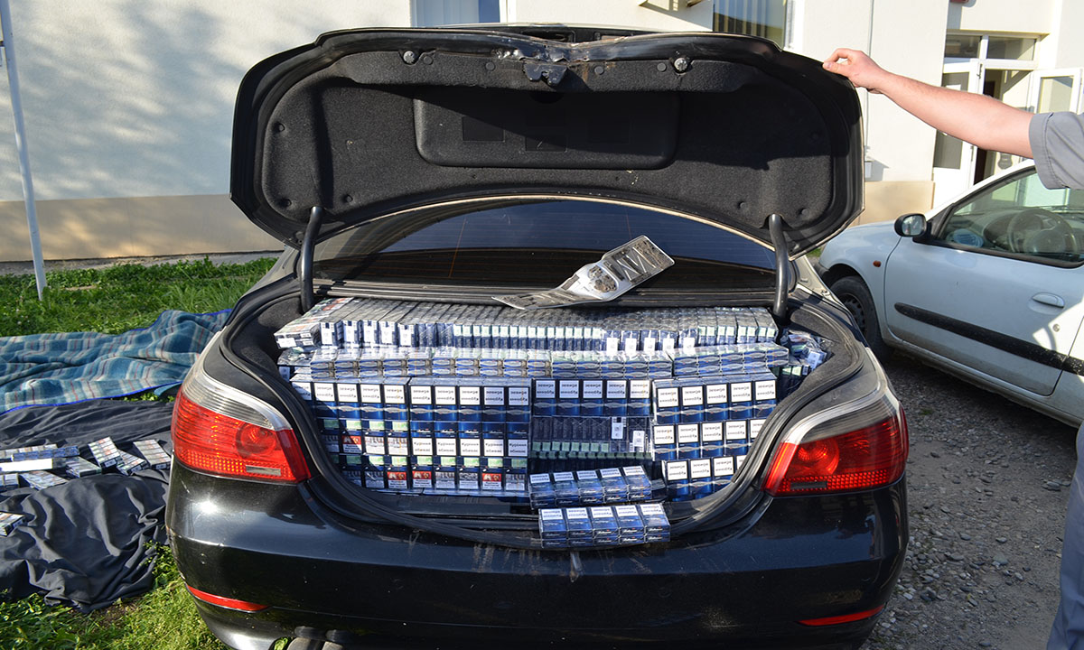 Contrabandiștii se toarnă între ei în Satu Mare. ”Concurența”, prinsă de polițiști după o urmărire ca-n filme