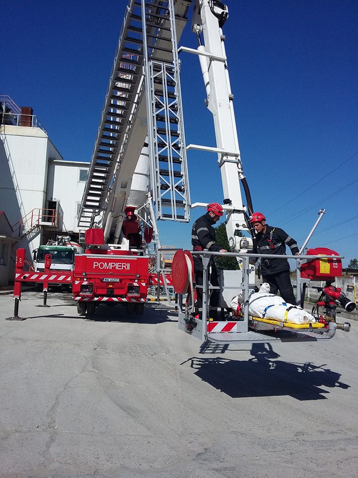 FOTOGALERIE. Pompierii sătmăreni, cei mai buni din nord-vestul României!