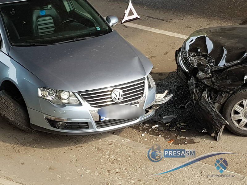 Accident rutier în municipiul Satu Mare. Impact între două mașini