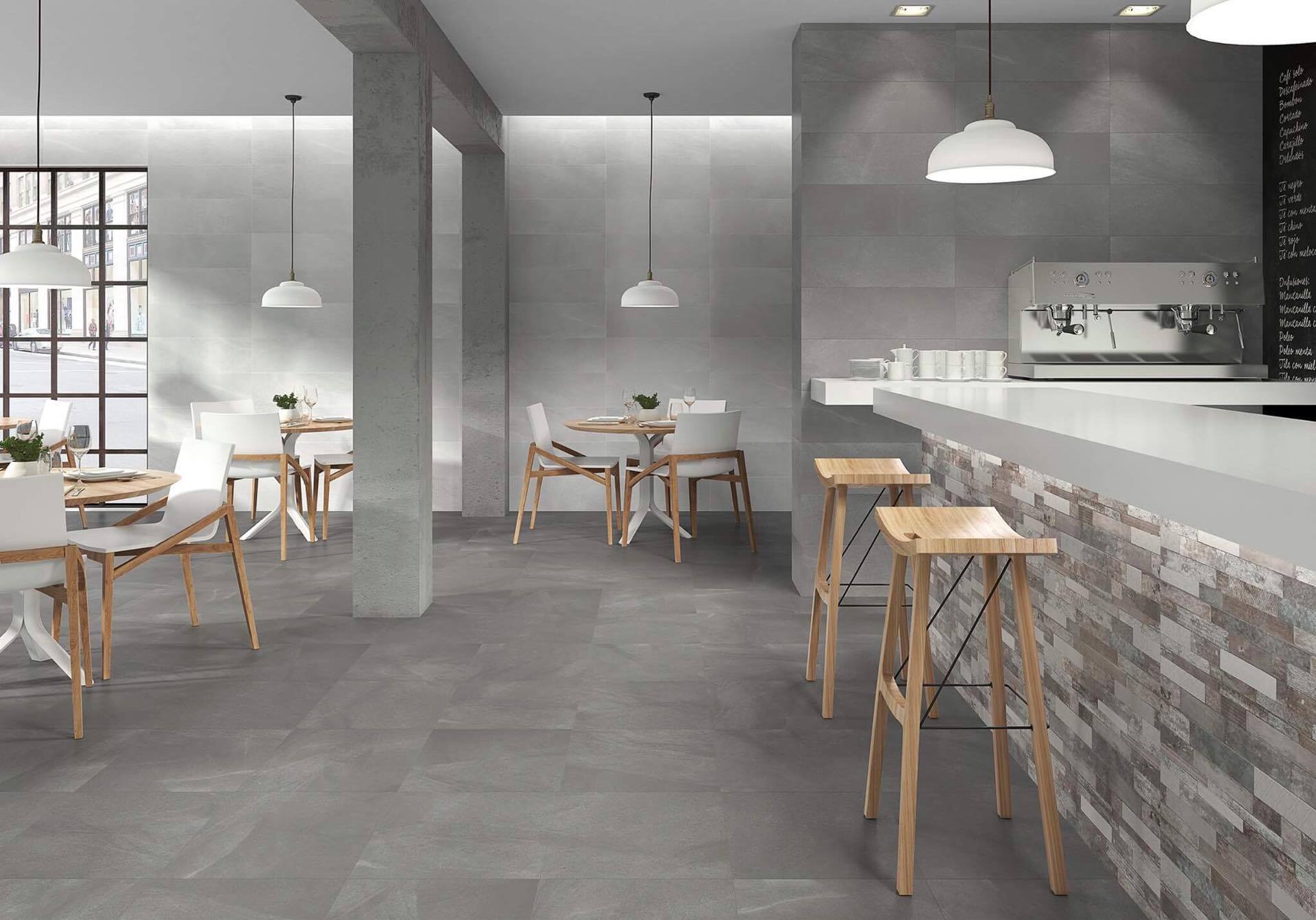 ÎN CURÂND! Showroom inteligent, sută la sută sătmărean, cu produse fabricate în județ (P)