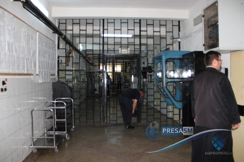 Scandaluri în Penitenciarul Satu Mare. Cum sunt agresați polițiștii de către deținuți