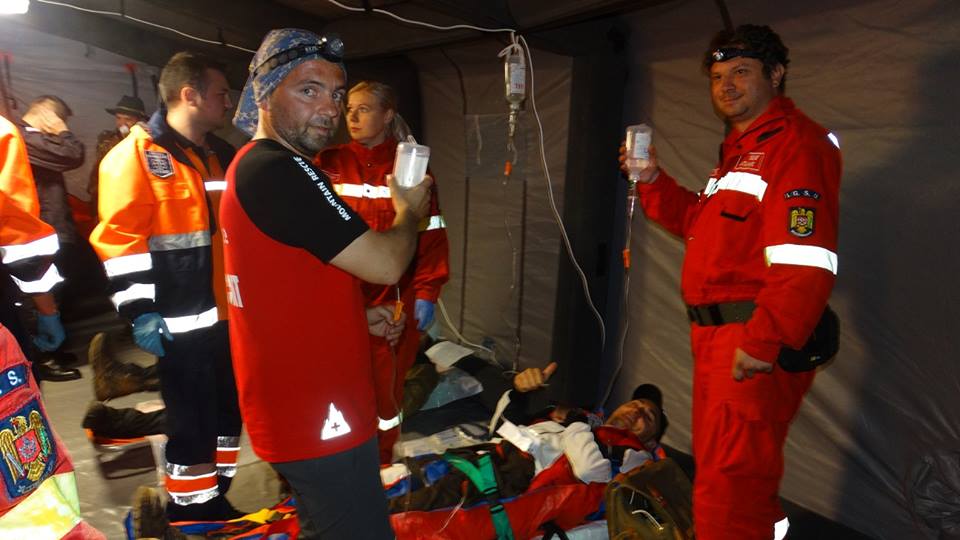 FOTOGALERIE. Turiști rătăciți și răniți în județul Satu Mare. SUTE de persoane în căutarea lor (S)