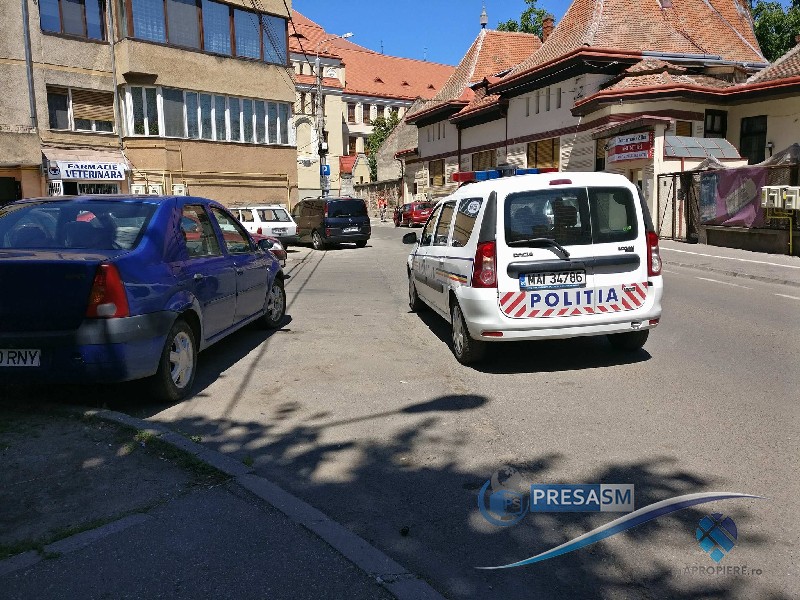 Staționări haotice, la disperare. Părinți amendați în prima zi de școală