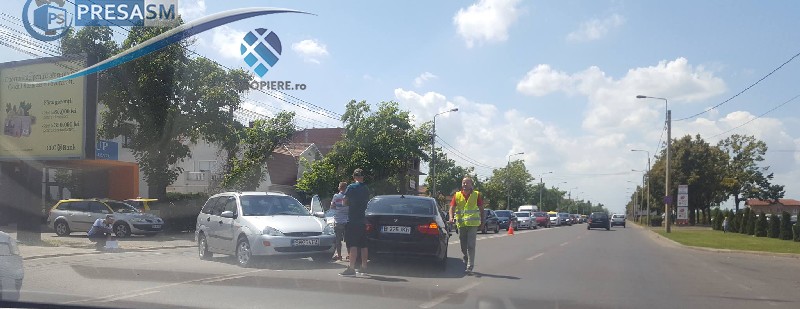 FOTOGALERIE. Accident pe Drumului Careiului. Impact între două mașini