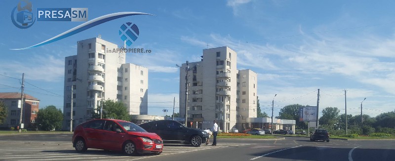 FOTO. Accident la coborârea Podului Decebal. Circulație redusă, dar incidentele tot se produc