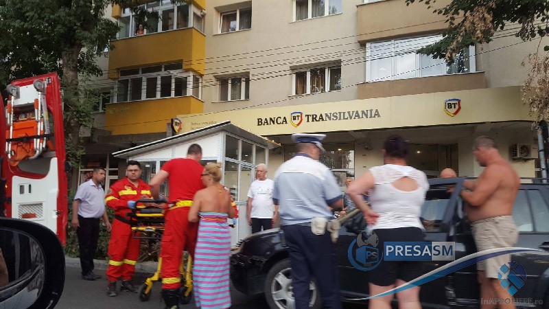 FOTO&VIDEO. Accident rutier în Micro 17. Un pasager a ajuns la Urgențe